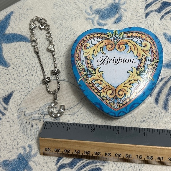 Brighton Heart Slide Charm Bracelet with Horseshoe Good Luck, 2 Spacers & Tin - Picture 11 of 11